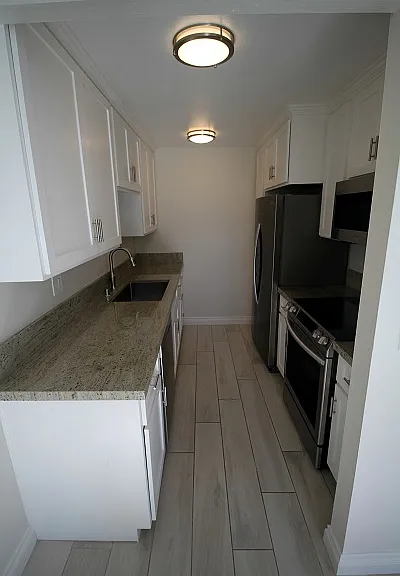 Catalina Cove — Photo 17