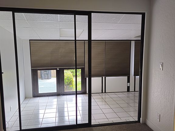 Well lit bonus room off living room