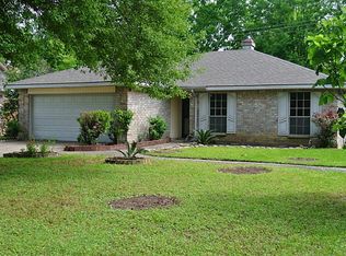 2903 Dove Country Dr, Stafford, TX 77477