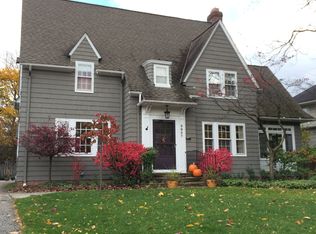 2927 Falmouth Rd, Shaker Heights, OH 44122