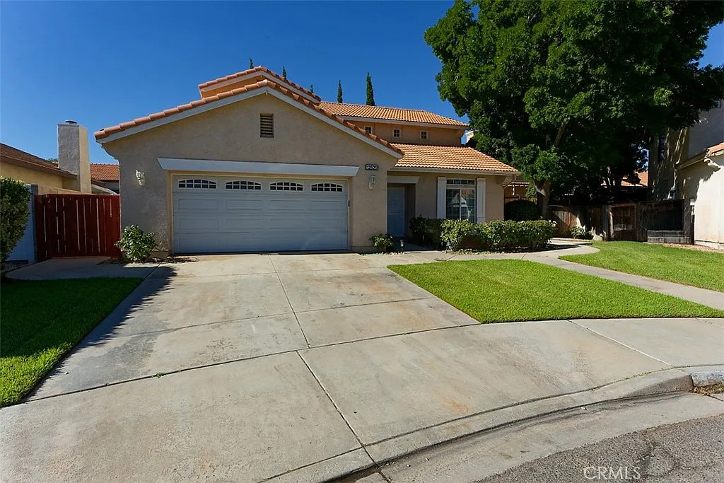 4 bed, 2176 sqft, $2,750 — Photo 1