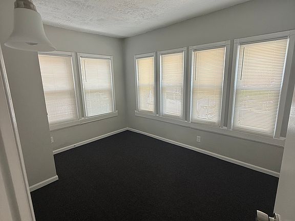 3rd image of 1-169 Woodside Ave #1