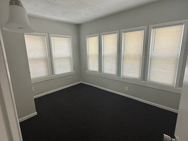 1-169 Woodside Ave #1 — Photo 3