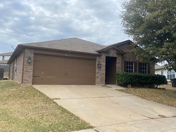 3rd image of 1400 Horseshoe Bend Ct