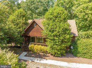 386 Gunpowder Ln, Inwood, WV 25428