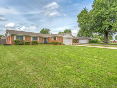 2416 S Hickory Ave, Broken Arrow, OK, 74012