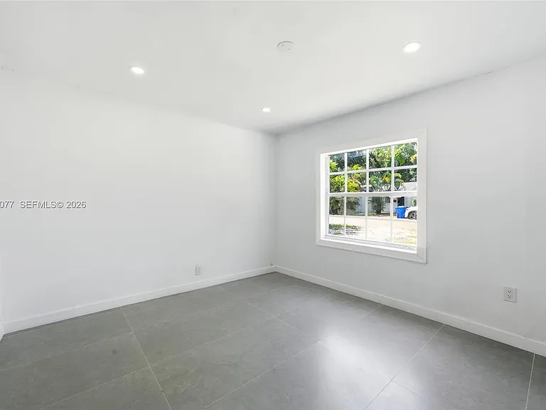 2415 Garfield St — Photo 17