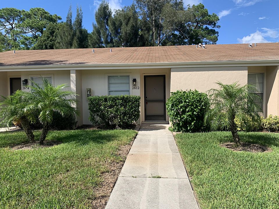 1st image of 2612 Woodgate Ln #1