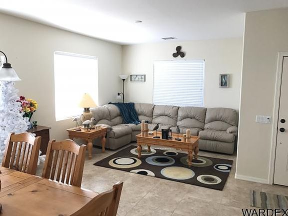 4th image of 1792 E Azalea Ave