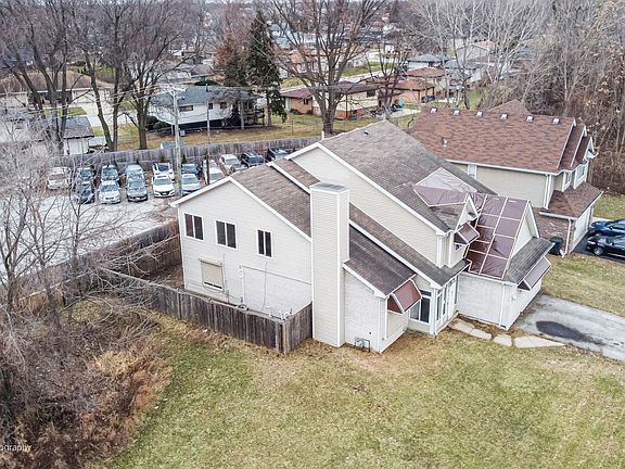 4th image of 15264 Greenwood Rd