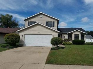 1506 E 24th St, Sterling, IL 61081