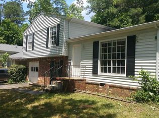 9215 Homewood Dr, Riverdale, GA 30274