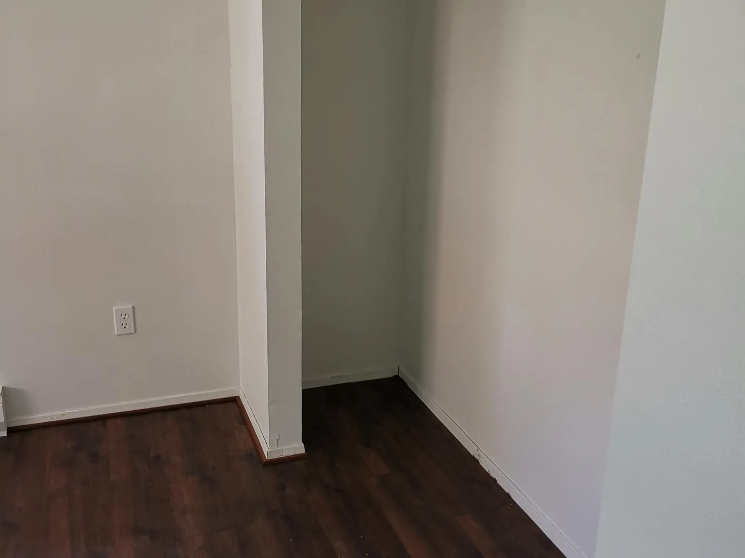 2 bed, 850 sqft, $1,350 — Photo 3