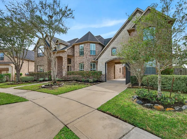5330 Briarwick Meadow Ln, Sugar Land, TX 77479