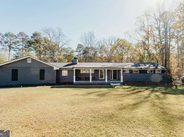 6111 Hutchins Dr, Buford, GA 30518