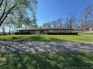 101 Oakwood Drive, Salem, IN