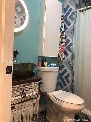 1st image of 8220 NE 1st Pl #F