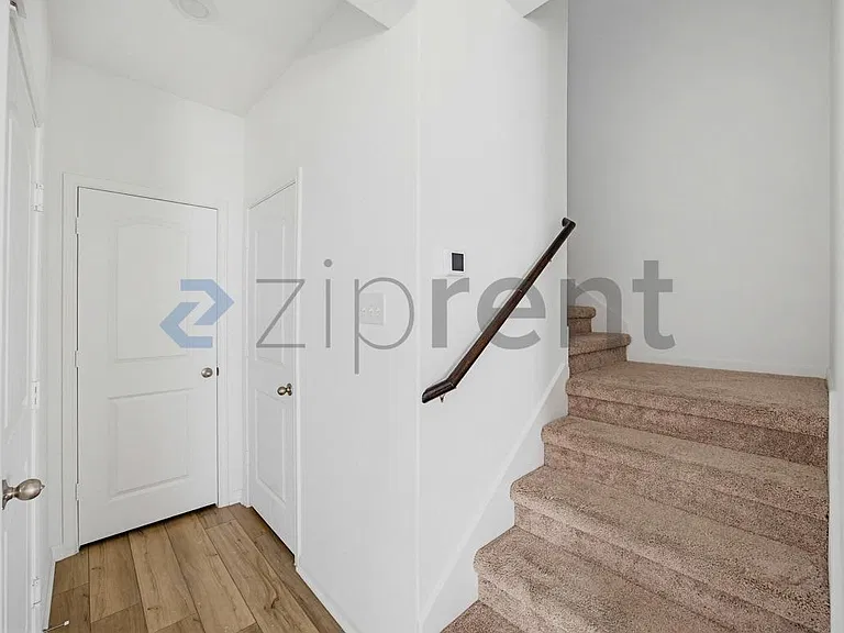 10843 Emerick St — Photo 17