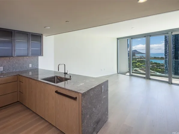1000 Auahi St #2504, Honolulu, HI 96813