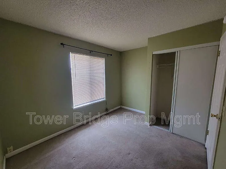 4068 Fawn Cir — Photo 9