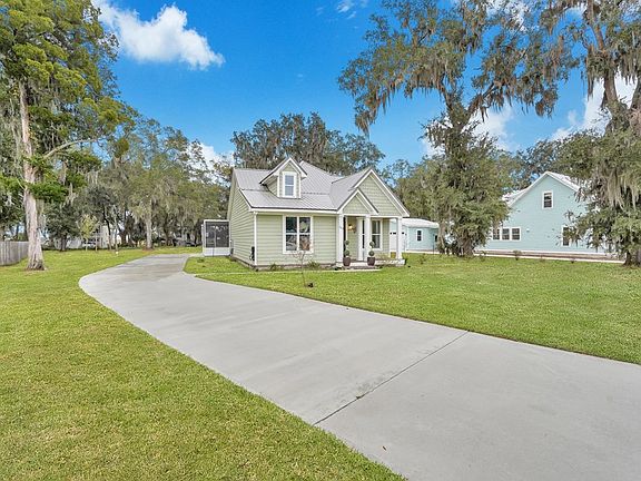 2nd image of 369 Goodman Dr