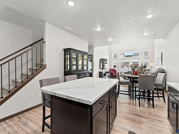 2nd image of 2524 E Copalis Pl