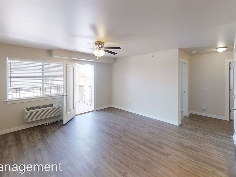 1st image of 3045 N 27th Ave APT 14
