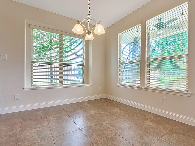 22 Garden Path Pl — Photo 18