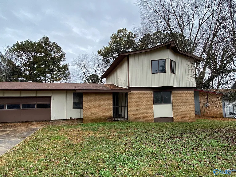 6005 Ellington Rd NW — Photo 1