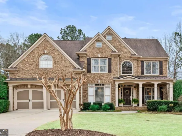 212 Cedarhurst Dr, Canton, GA 30115