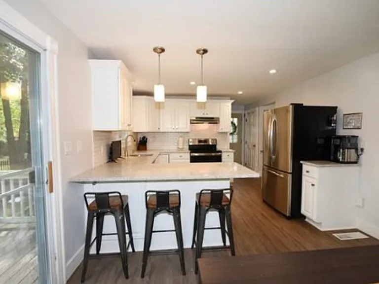 27 Donnellan Cir — Photo 15
