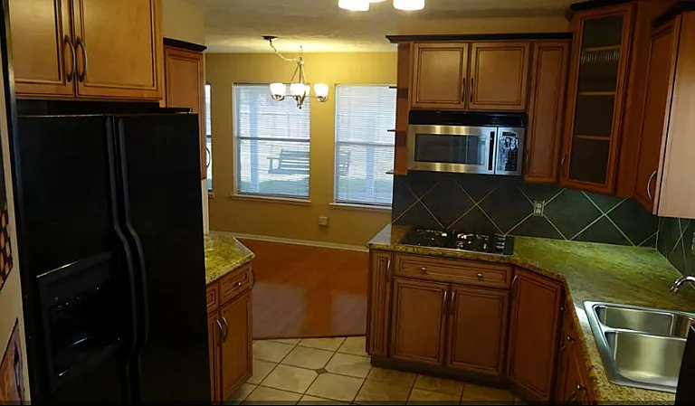 10135 Sagemill Dr — Photo 6