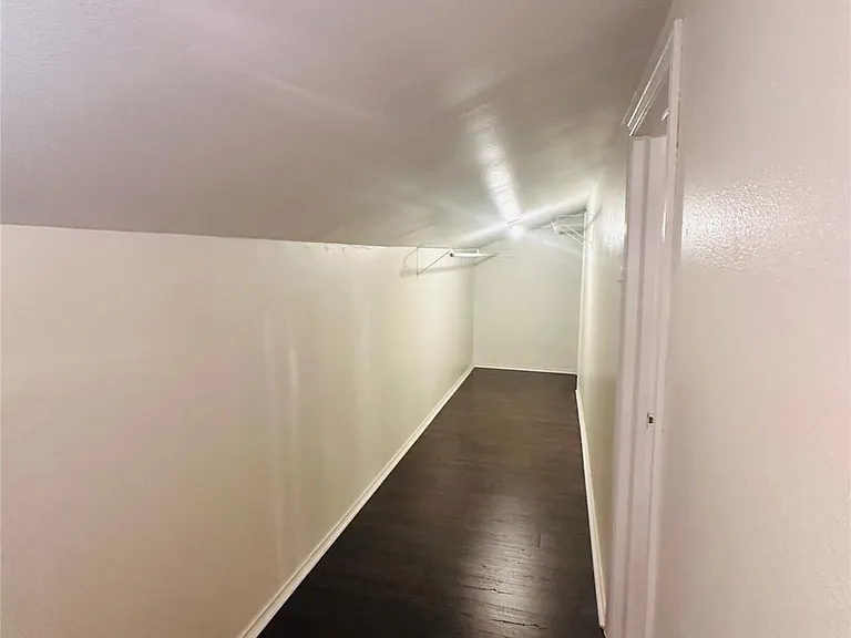 2401 Leon St #307 — Photo 24