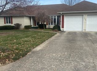 1621 W College St, Marshall, MO 65340