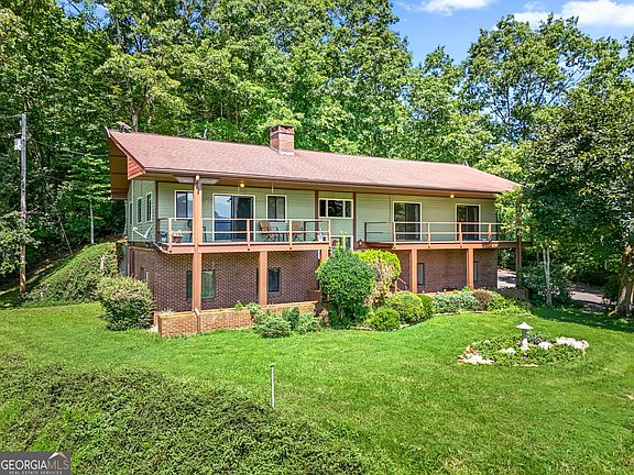 5th image of 1135 Daves Creek Rd