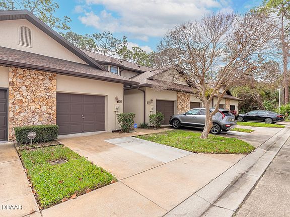 2nd image of 129 Dovecote Ln