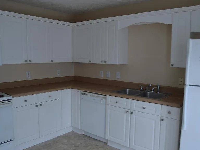 800 S Browns Ln #B3 — Photo 6