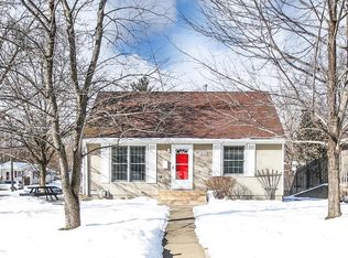 1101 Rhode Island Ave N, Golden Valley, MN 55427