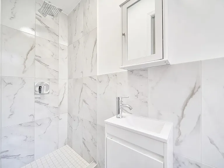 153 Norfolk St #5F — Photo 2
