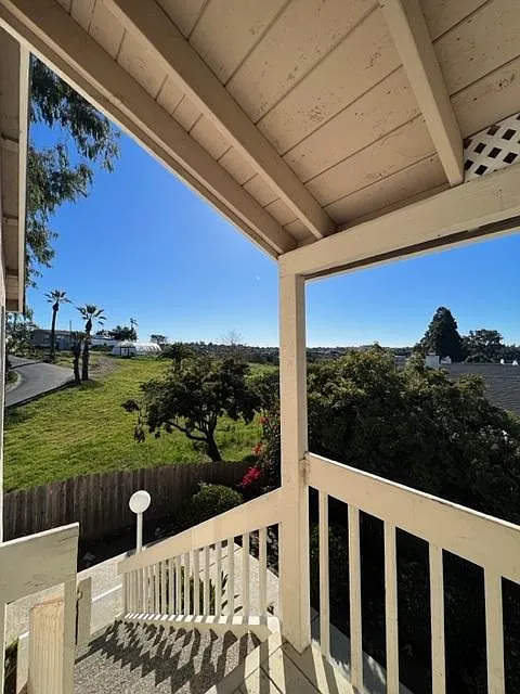 Building Photo - 201 Diamond Way #222