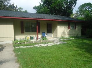 298 S Bamboo St, Jesup, GA 31546