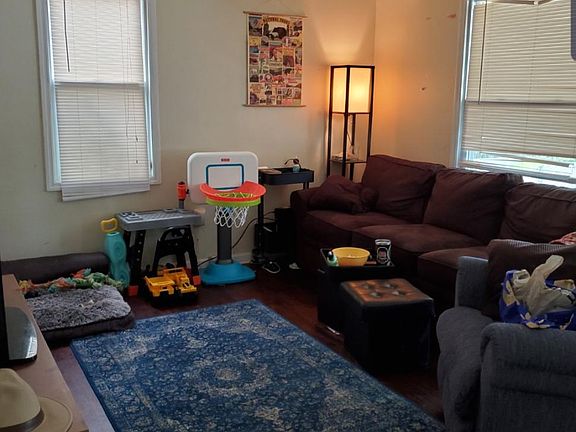 2nd image of 2539 Homecroft Dr