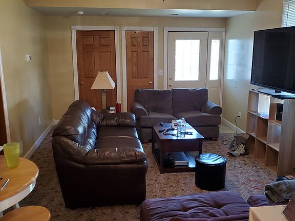 3rd image of 502 Harriet St
