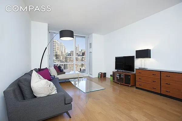 Sold by Compass | media 11