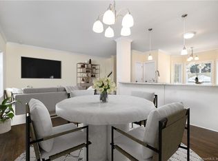 108 Seaside Ave #11, Stamford, CT 06902