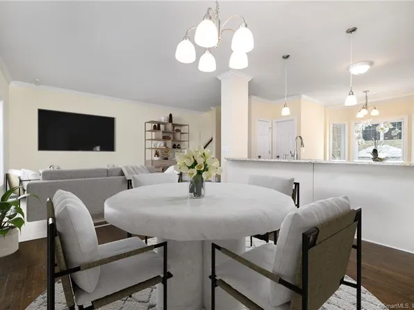 108 Seaside Avenue #11, Stamford, CT 06902