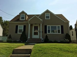 240 N 9th Ave, Manville, NJ 08835