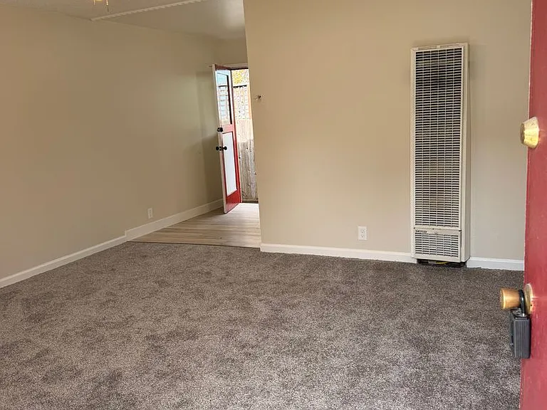 108 Boyce Street — Photo 2