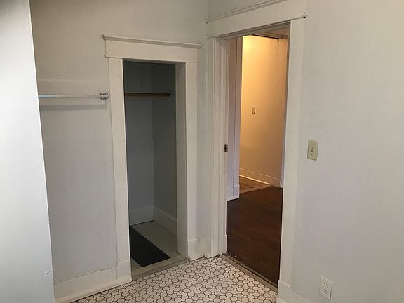 3rd image of 310 W Bolton St APT G1