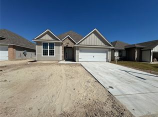 1910 Taggart Trl, Bryan, TX 77807